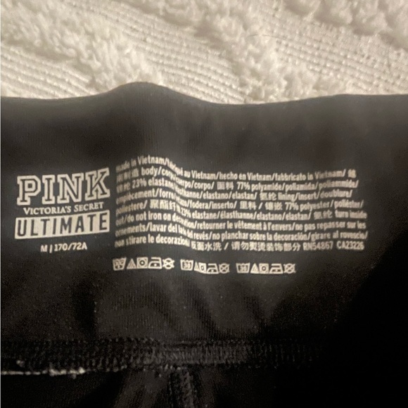 BUNDLE, Victorias Secret Leggings and top - Picture 3 of 4